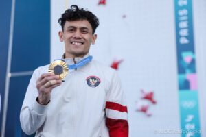 Veddriq Leonardo Raih Emas Pertama Indonesia di Olimpiade 2024, Cetak Sejarah di Panjat Tebing