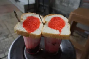 5 Rekomendasi Es Legendaris di Malang yang Wajib Kamu Coba