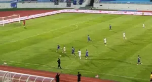 Arema FC Tumbang, Borneo FC Kuasai Puncak Klasemen