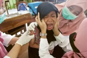 Imunisasi Menyasar Seluruh Siswa SD Kota Malang