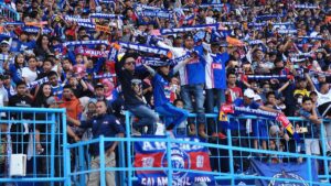 Sepak Bola di Malang, Semangat Arema dan Fanatisme Suporter