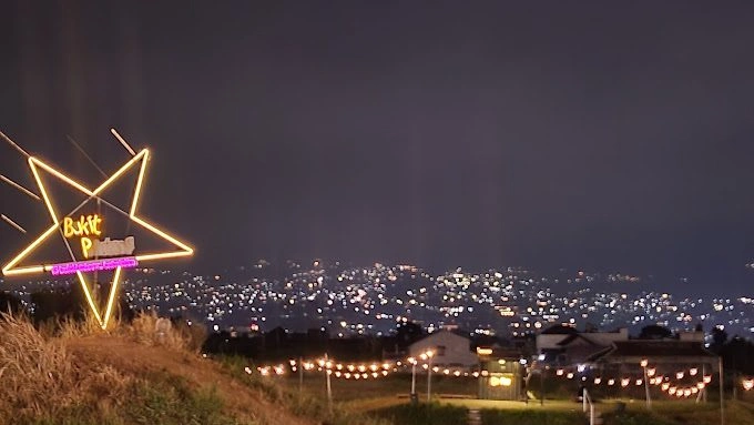 Menikmati Keindahan Bukit Bintang di Kota Batu Saat Malam Hari