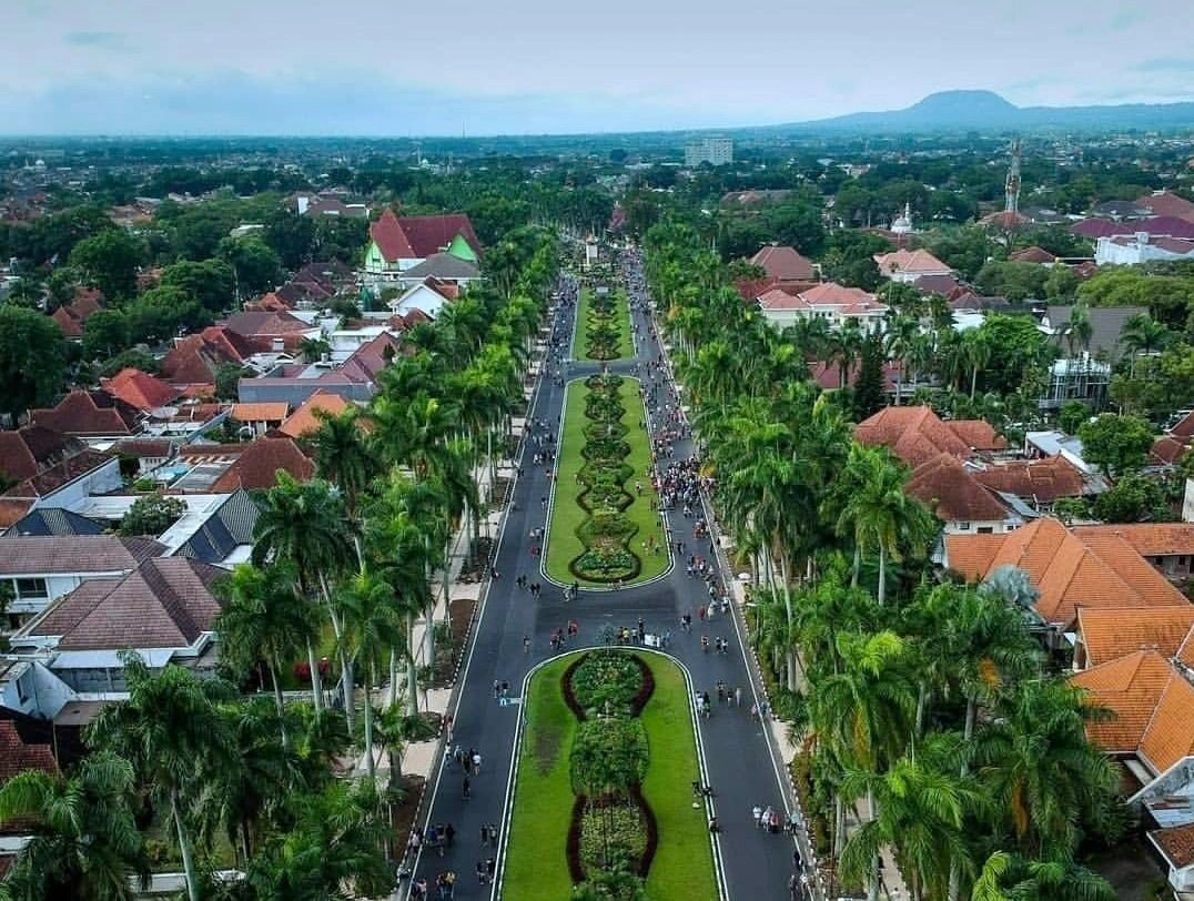 Jalan Ijen: Ikon Sejarah dan Keindahan Kota Malang