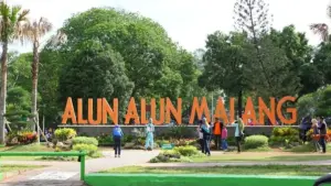 Hiburan Menarik di Alun-Alun Kota Malang