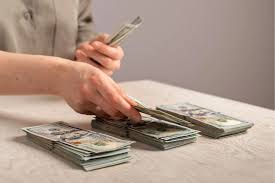 Pentingnya Pendidikan Keuangan, Mempersiapkan Generasi Masa Depan