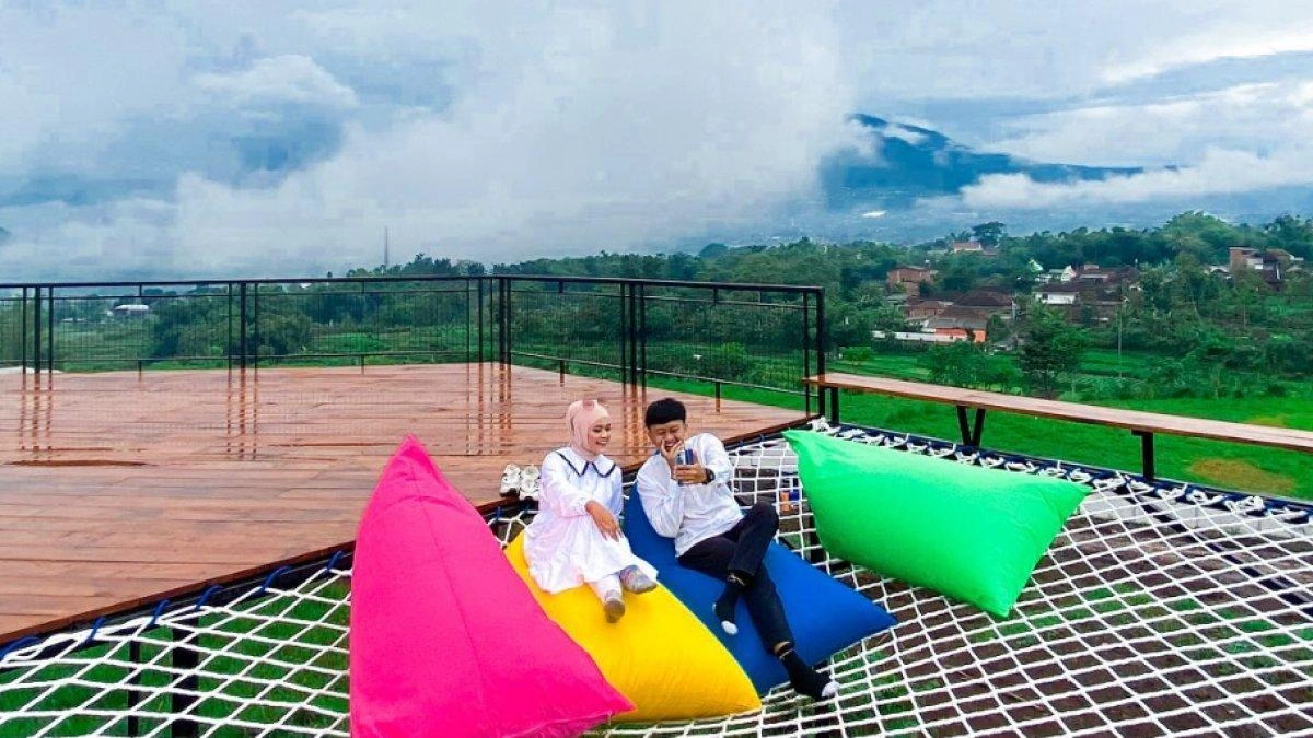 Malang Skyland, Tempat Wisata Instagramable dengan Pemandangan Alam Memukau