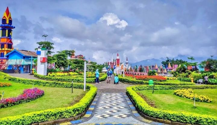 Flora Wisata San Terra: Surga Wisata Alam di Batu