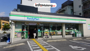 Suasana Nugas di Family Mart yang Nyaman serta Cocok untuk Kantong Pelajar