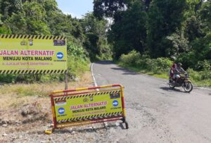 Perbandingan Jalur Turen vs. Bantur untuk Berwisata ke Pantai Malang