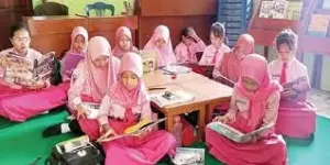 SDN Percobaan 2 Malang Tingkatkan Literasi Siswa dengan Wajibkan Kunjungan ke Perpustakaan