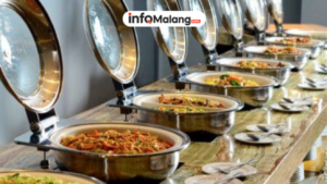 CATERING YANG MEWAJIBKAN TIM DELIVERY BERPENAMPILAN SERAPI AJUDAN