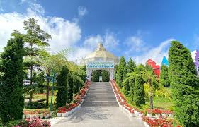 Florawisata Santerra: Wisata Hits dengan Nuansa Luar Negeri di Malang