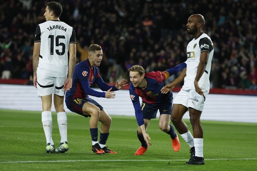 Momen Terbaik Valencia vs Barcelona Sepanjang Sejarah