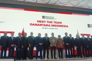 IHSG Anjlok? Bos Danantara Beri Jawaban Mengejutkan!