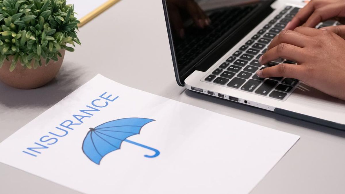 Inklusi Asuransi Jeblok! Wajib Asuransi Jadi Solusi?