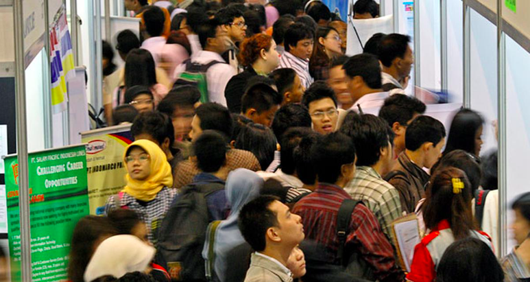 Kelas Menengah Menjerit! Data Mengejutkan dari Bankir