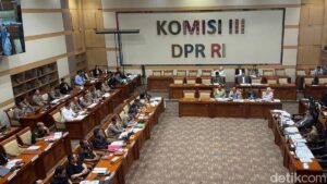 IHSG Ambrol! Saham Konglomerat Jadi Biang Keroknya?