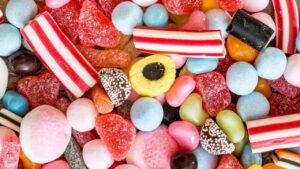 Rahasia di Balik Manisnya Yupi: Laba Ratusan Miliar, Siap IPO!