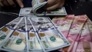 Rupiah Terpukul! Dolar Tembus Rp 16.395, Perang Dagang dan Resesi AS Jadi Biang Keladi?