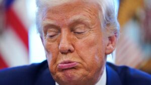 Saham RI Ambruk Rp 1.279 T! Kebijakan Trump Jadi Biang Keladinya?