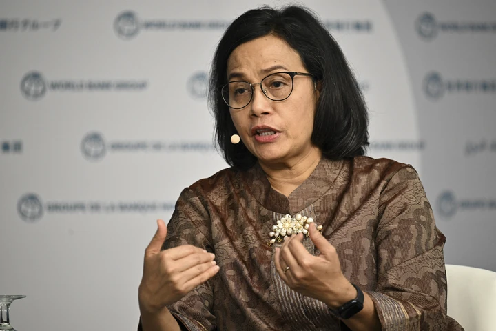 Sri Mulyani Bantah Kabar Mundur, IHSG Ambles 7%!