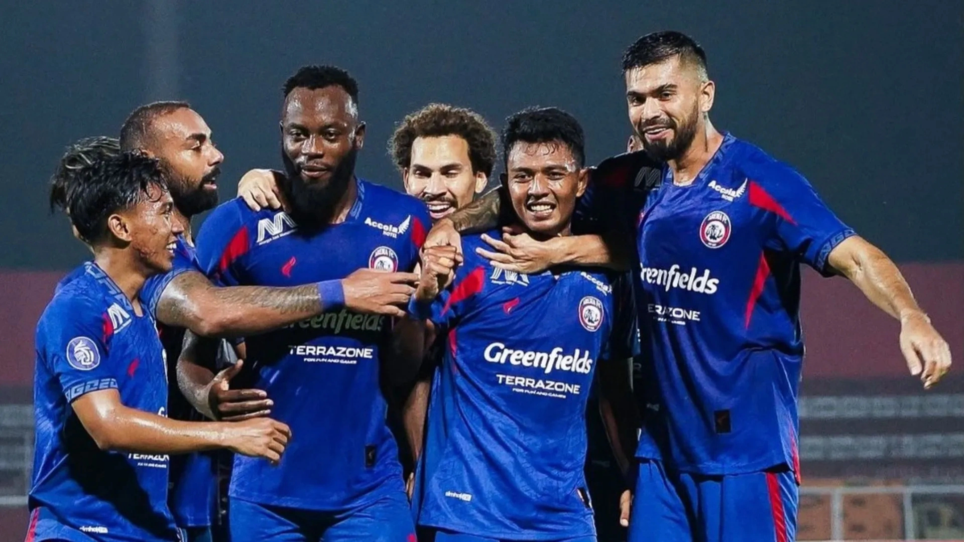 Arema FC Hajar Barito Putera, Singo Edan Melesat ke Papan Atas!