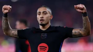 Bermain dengan 10 Orang Barcelona Berhasil Tundukkan Benfica 1-0