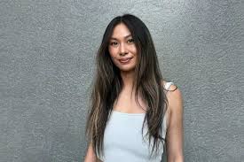 Gadis Muda Kalahkan Kekayaan Taylor Swift! Rahasianya?