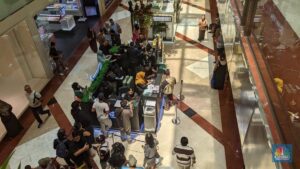 Rekor! Antrean Panjang Pembeli Emas Usai Lebaran, Ada Apa?