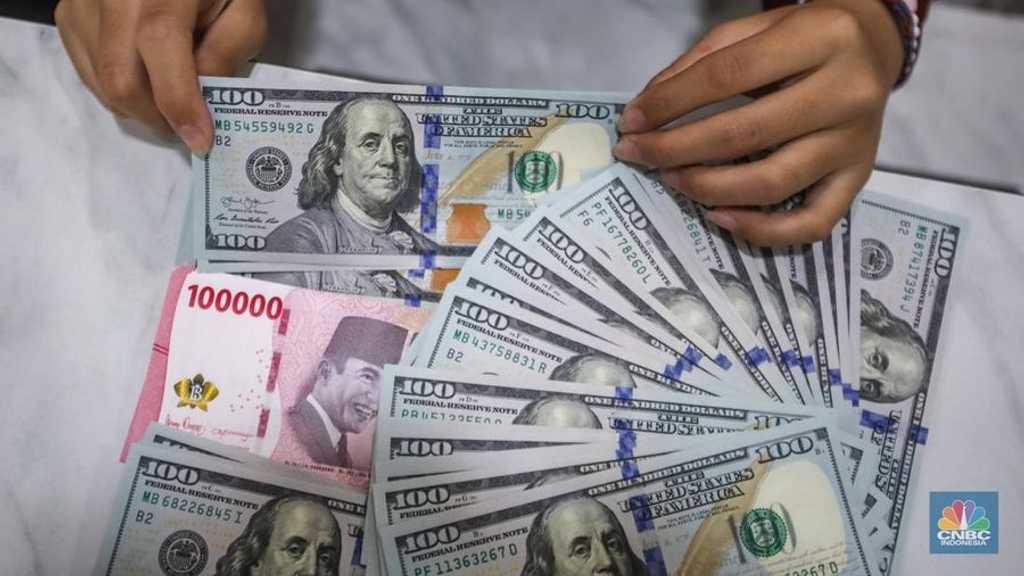 Rupiah Jebol! Dolar Tembus Rp 17.000, Bank-bank Ini Sudah Jual Segini!