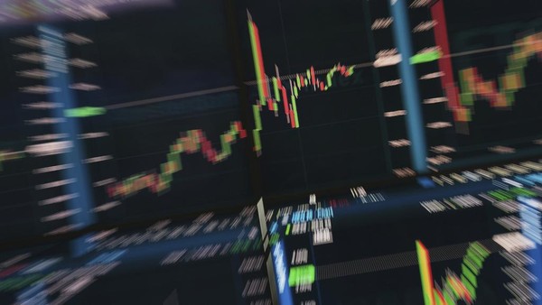 Wall Street Ambruk! Perang Dagang Trump Bikin Rp 80 Ribu Triliun Raib