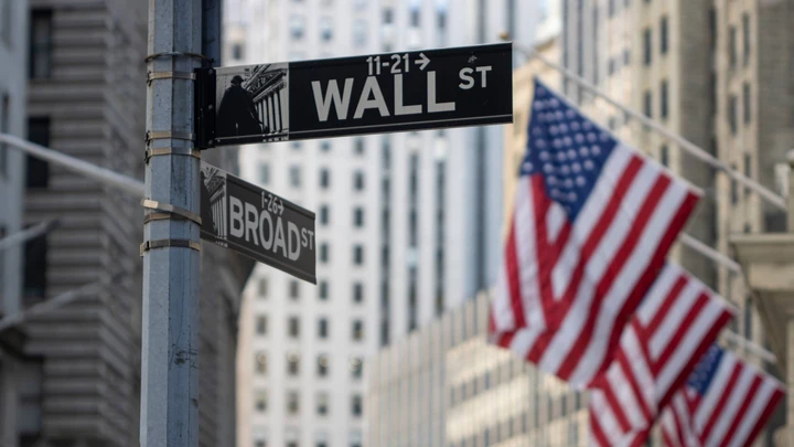 Wall Street Hancur! Perang Dagang Trump Picu Panik Jual Massal