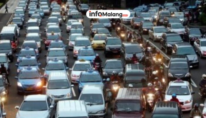 Wall Street Naik, Tapi Bahaya Belum Berlalu!