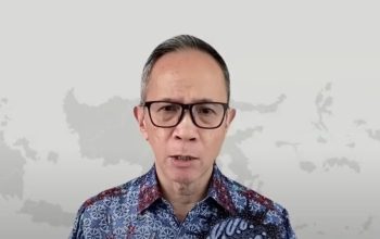 Gebrakan OJK: Dua Bank Syariah Raksasa Siap Saingi BSI!