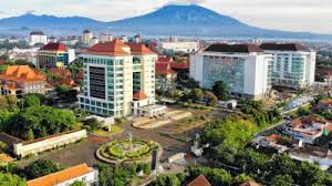 Menakar Kualitas dan Daya Saing Lulusan Perguruan Tinggi di Malang