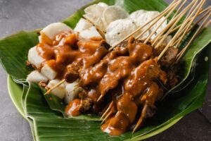 Abadi dalam Rasa: Sate Gebug 1920, Ikon Kuliner Legendaris Malang yang Tak Lekang Waktu