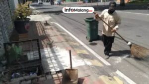 Kabar Baik! Upah Penyapu Jalan Kota Batu Naik Rp150 Ribu di 2025.