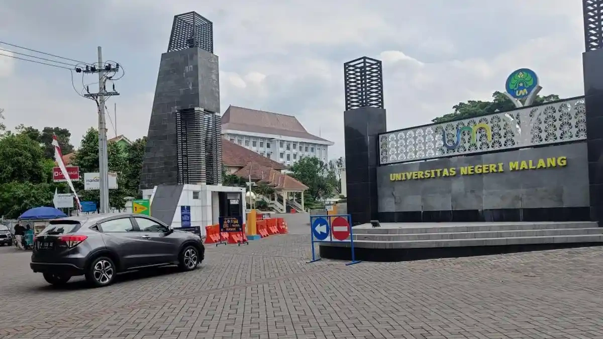 Universitas Negeri Malang Resmi Luncurkan Smart Gate, Segini Tarif Parkirnya!