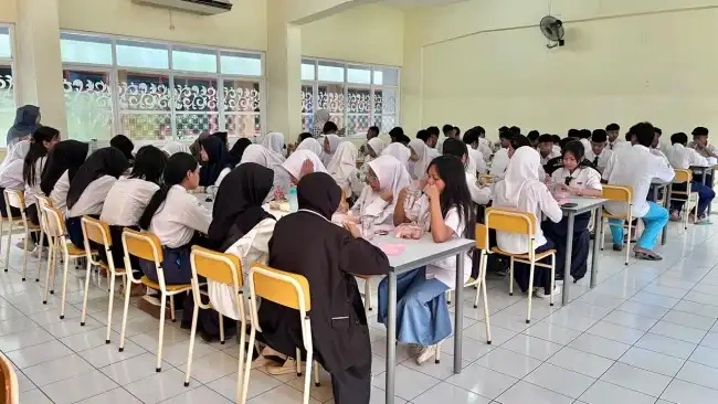 SRMP 16 Malang Klarifikasi: Guru Sekolah Rakyat Tetap Bertugas, Tak Ada yang Mundur