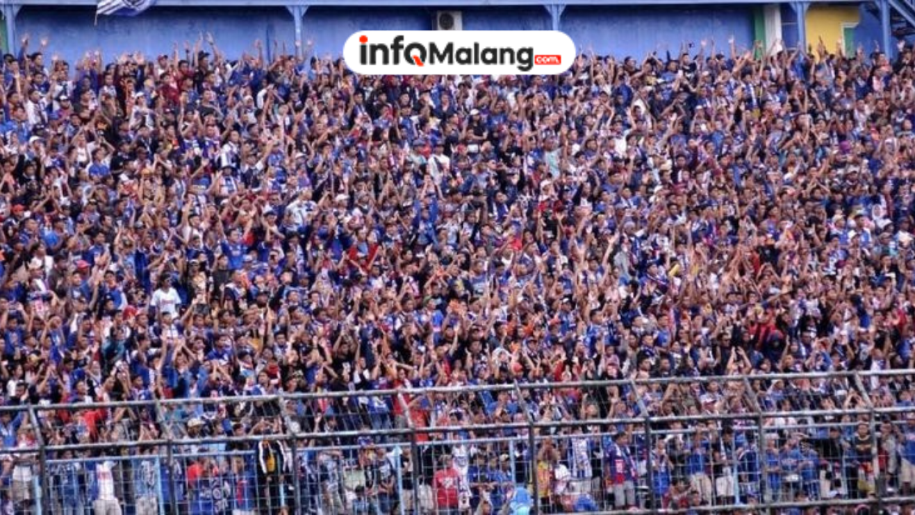 Ribuan Aremania Padati Kota Malang Rayakan HUT Arema ke-38