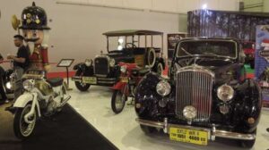 Mengintip Koleksi Kendaraan Klasik di Museum Angkut