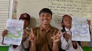 Guru SD Jadikan Poster The Adams x FSTVLST Sebagai Tugas Mewarnai Murid