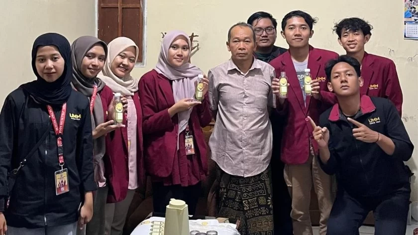Sinergi Akademisi dan UMKM, Mahasiswa UNIRA Malang Bantu Perkuat Legalitas dan Branding Produk Lokal