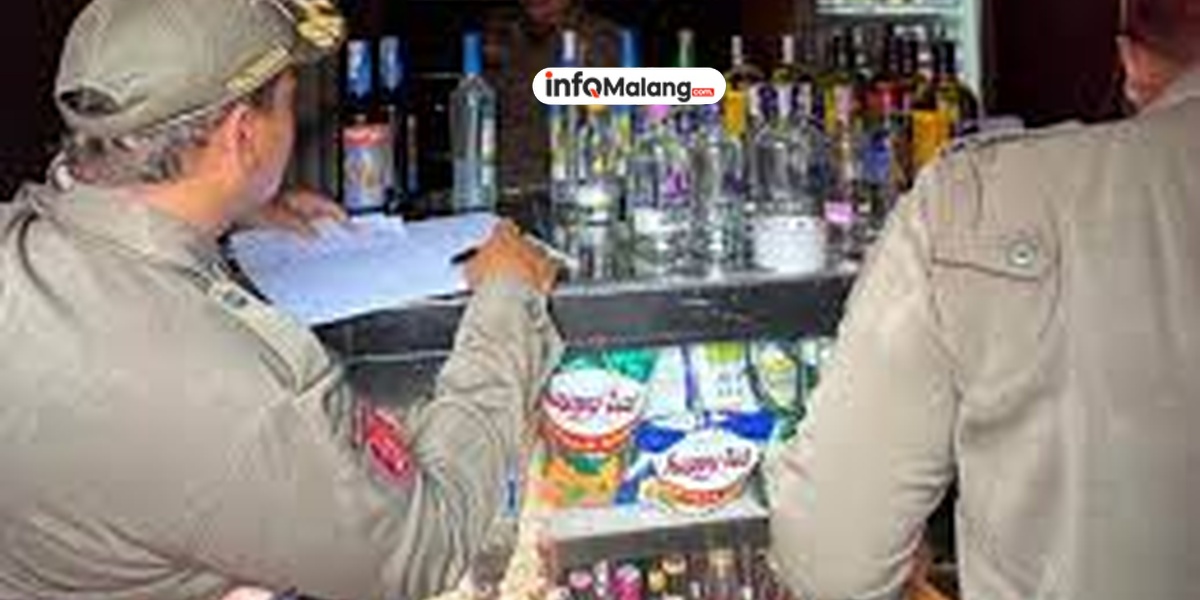 Satpol PP Kota Malang Lakukan Pengawasan Minuman Beralkohol di Jl. Muharto Kota Malang
