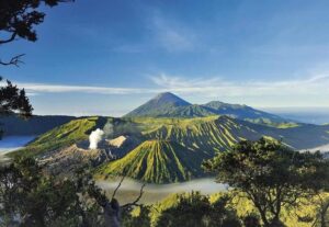 Anatomi Perjalanan, 5 Elemen Utama yang Membentuk Pengertian Pariwisata dan Sistemnya