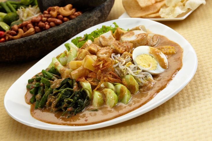 Rahasia Medok Gado-Gado Malang, 5 Warung Legendaris dengan Bumbu Kacang Kental dan Sentuhan Rasa Khas Kota Dingin