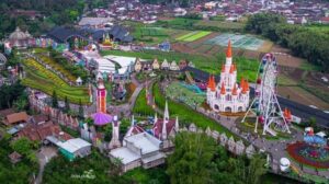 Update 2025! Harga Tiket Masuk San Terra Malang: Cek Perbedaan Weekday vs Weekend dan Jam Buka Terbaru