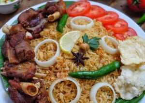 Rempah Kuat, Daging Juicy, 5 Spot Nasi Kebuli Malang Paling Otentik dengan Taste Arab Klasik