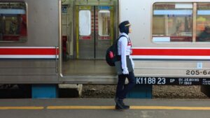 Usai Viral Kasus Kehilangan, Petugas KAI: Jangan Sampai Tumbler Tertinggal