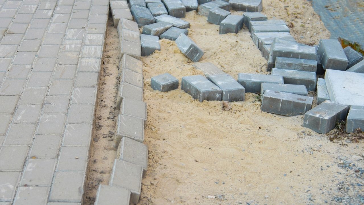 Trotoar dan Pagar Jembatan Brantas Kota Malang Ambrol pada Minggu Malam, Begini Kondisi Hari Ini